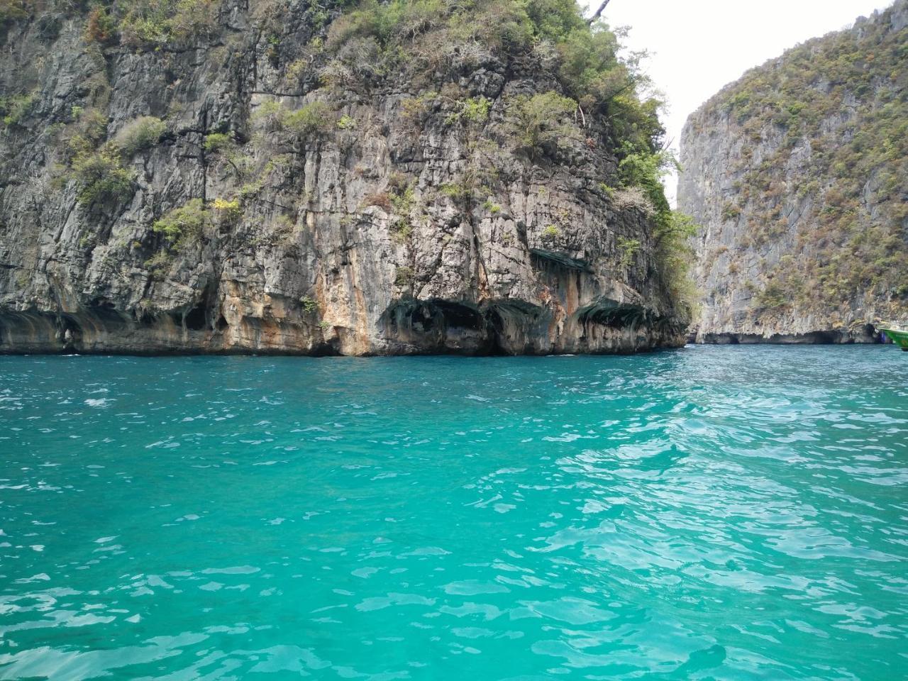 The Beach At Klong Muang 外观 照片